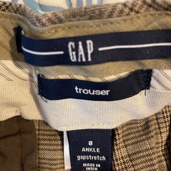 Gap Trousers - Picture 4 of 5